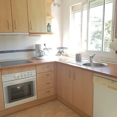 Apartament Pacos *