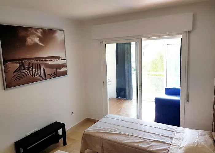 Pacos Apartment *